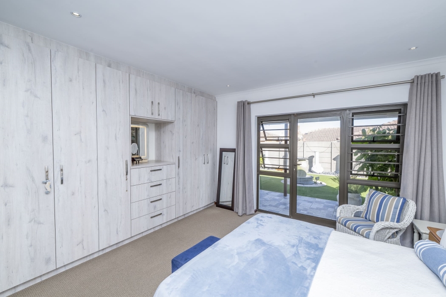 3 Bedroom Property for Sale in Protea Heights Western Cape